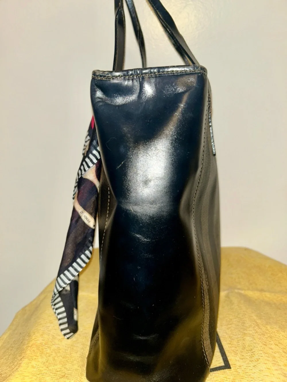 Vintage Fendi Pequin striped tote bag.  Fendi Scarf and Dustbag included - Picture 3 of 16